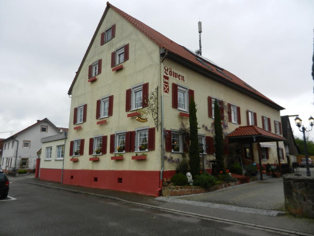 Gasthof Lowen Hotel Kappel-Grafenhausen Exterior foto